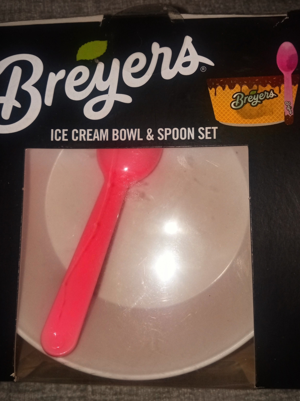 Breyer Pink Bowl and Spoon Dessert Set